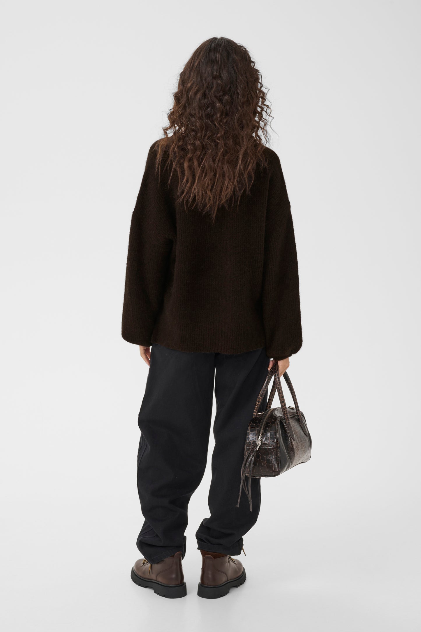 Alpha Slit Pullover
