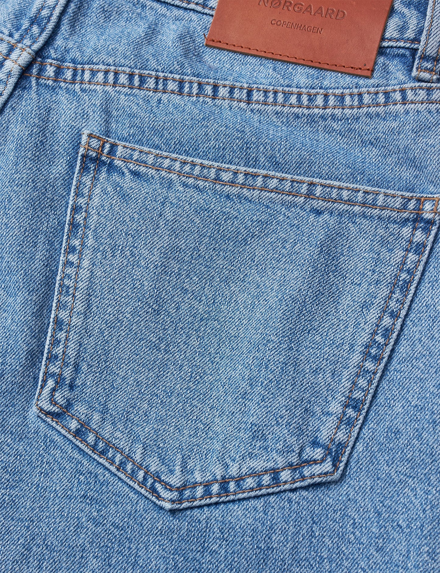 Detailansicht Robyn Denim Shorts von Mads Nørgaard
