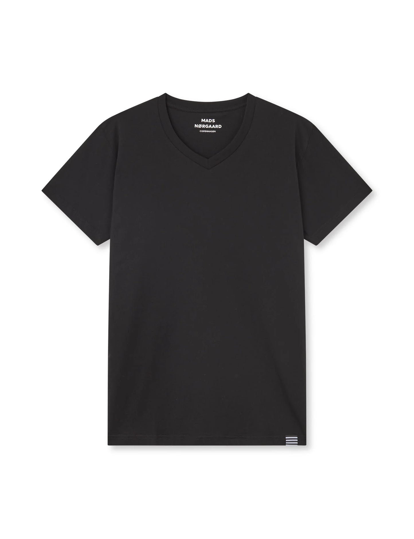 Fine Jersey Tjalve Tee von Mads Nørgaard in Schwarz – klassisches T-Shirt aus feinem Jersey im Regular Fit, Frontansicht
