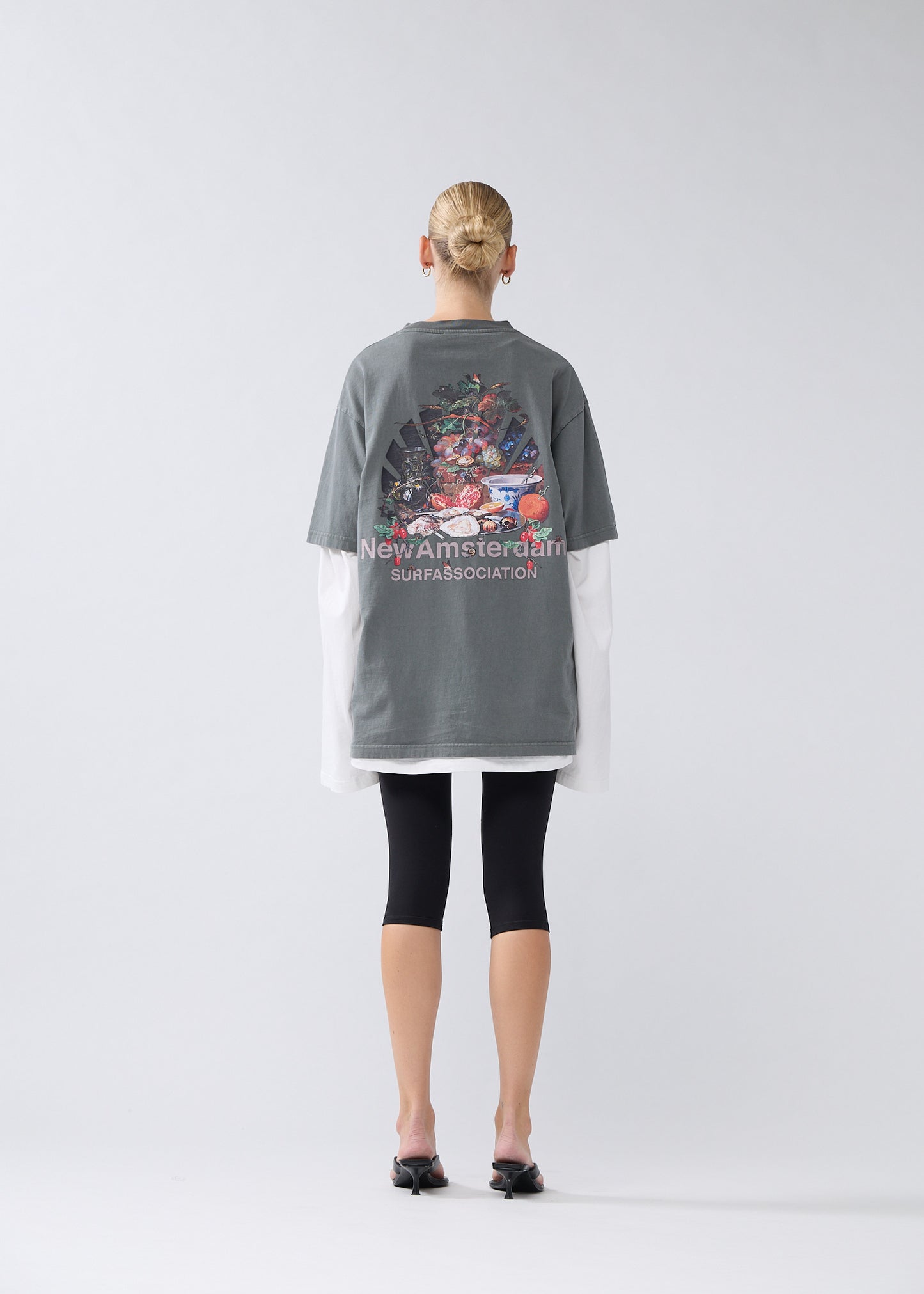 New Amsterdam tee