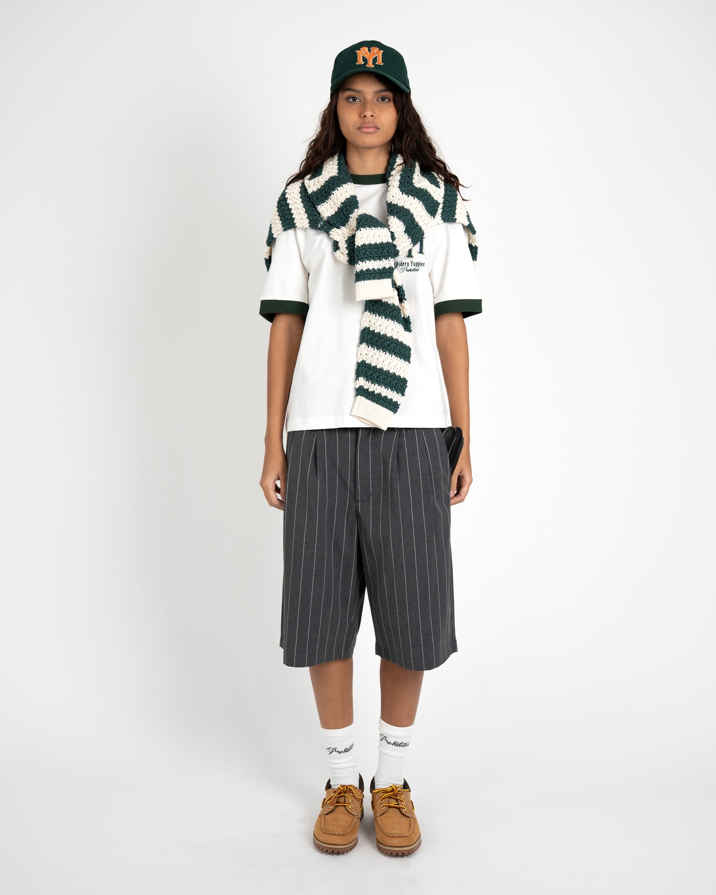 Prohibited Newport Pleated Shorts Dark Grey – Damen Frontansicht
