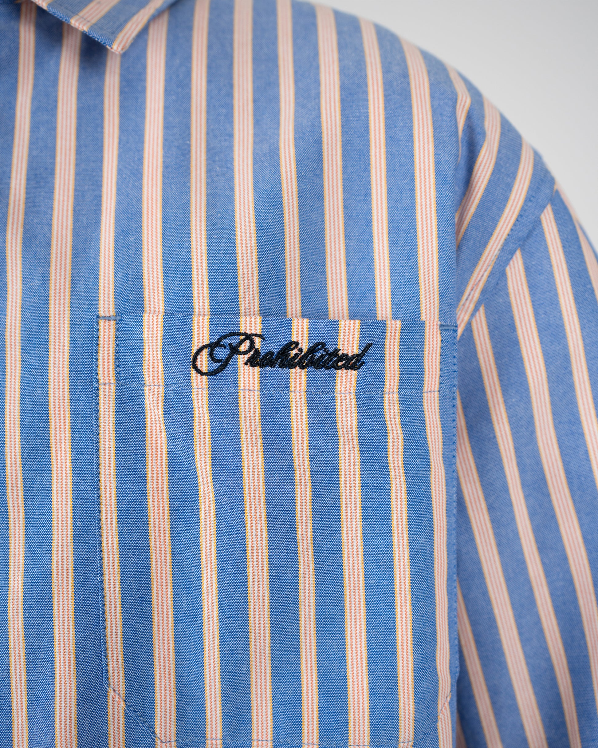 Prohibited Westbury Dress Shirt – Detail Brustlogo Stickerei