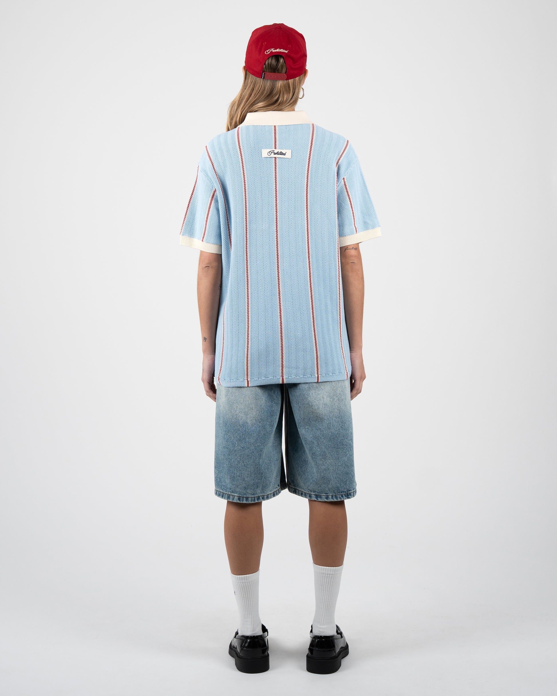 Prohibited Off Season Knit Polo – Damen Rückenansicht
