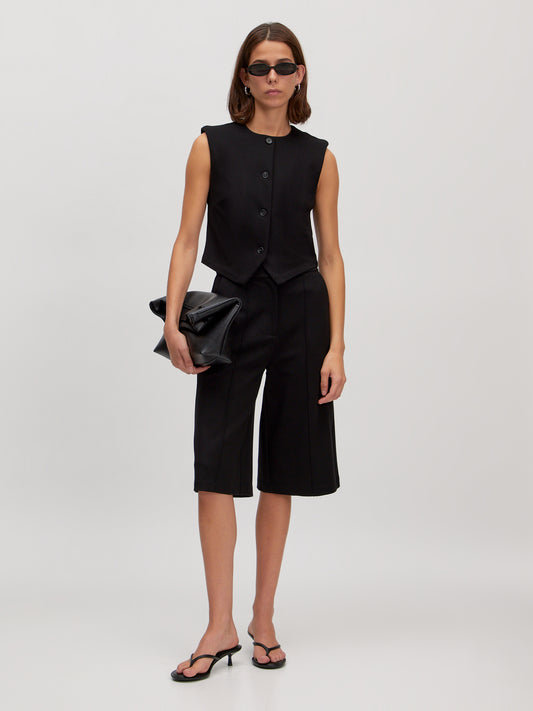 Dorit Vest