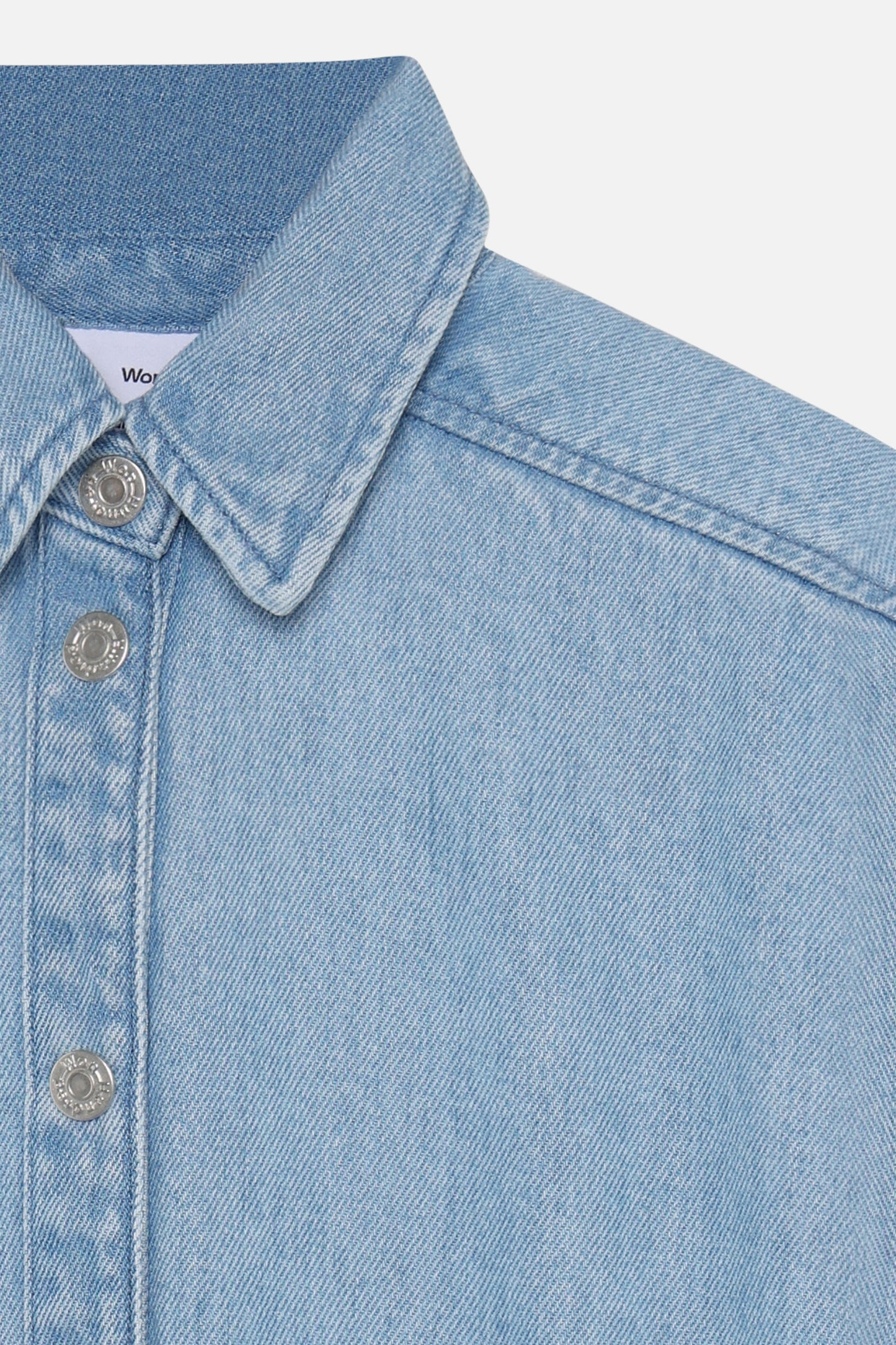 Detailansicht Kurzarm Denim Shirt Kali von Won Hundred