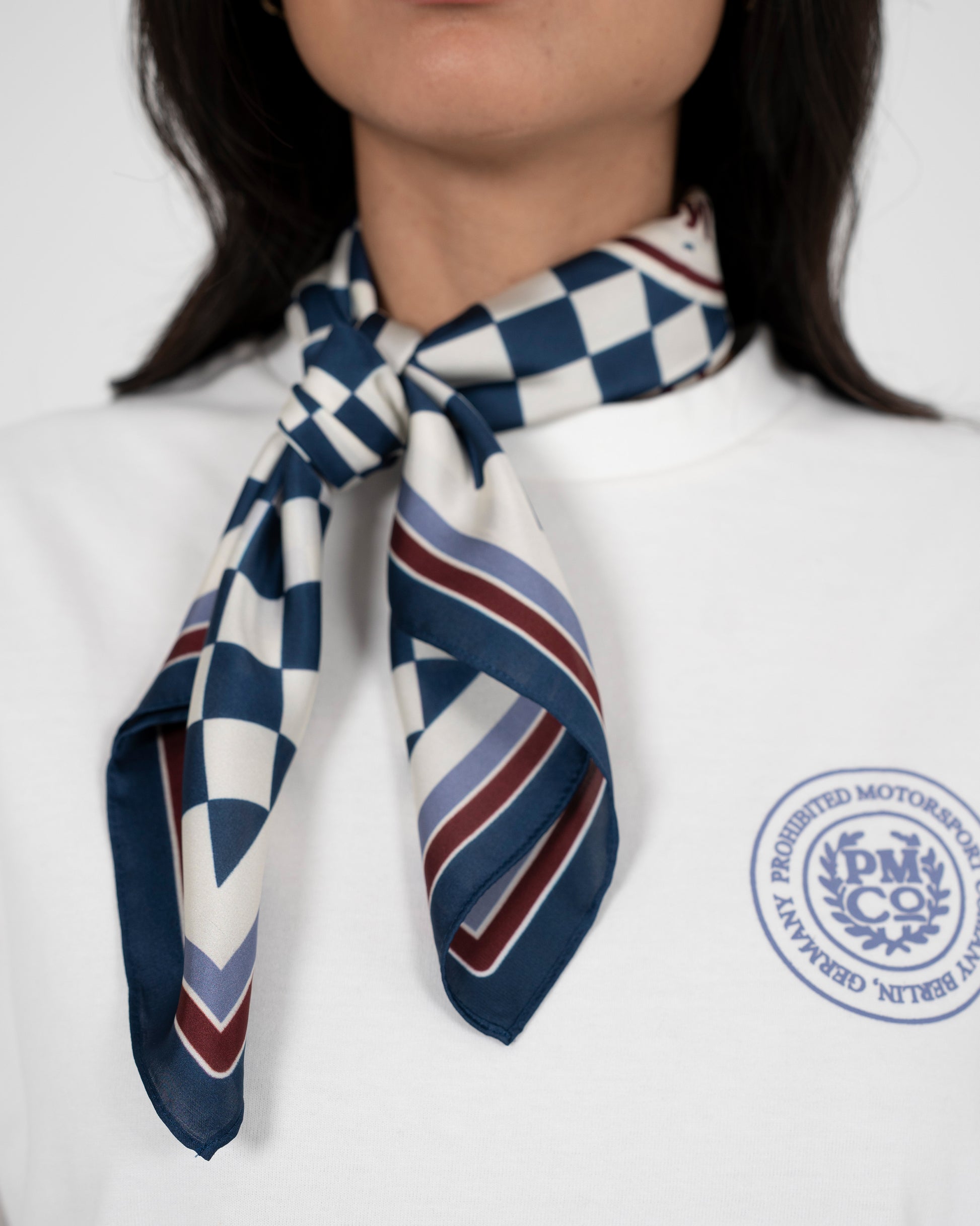 PMCO Checkered Scarf Tuch Kariert Prohibited Detail