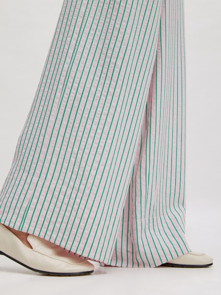 Detailansicht des Hosenbeins der Cataleya Trousers